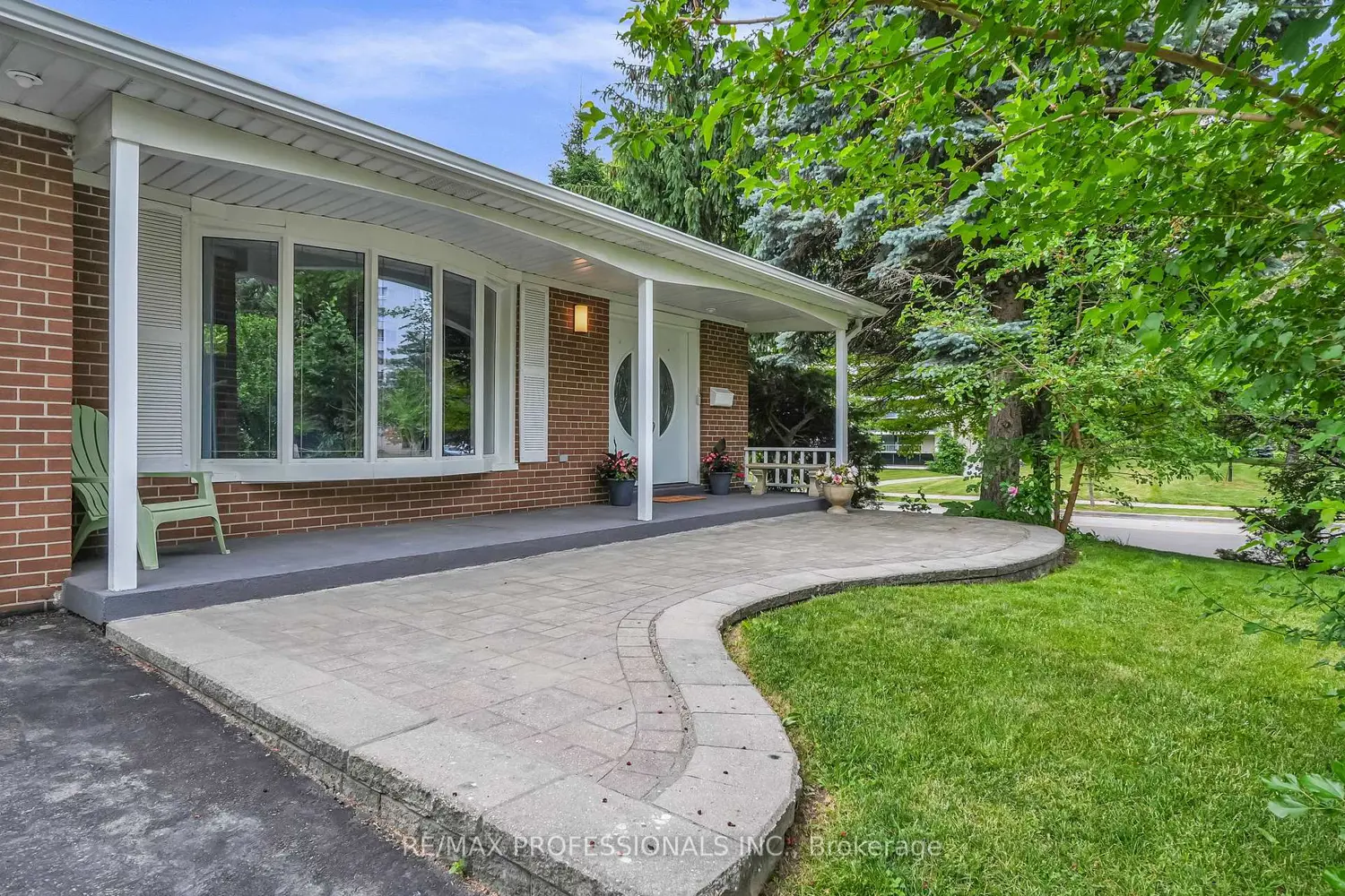 37 Sunplains Crescent photo 2