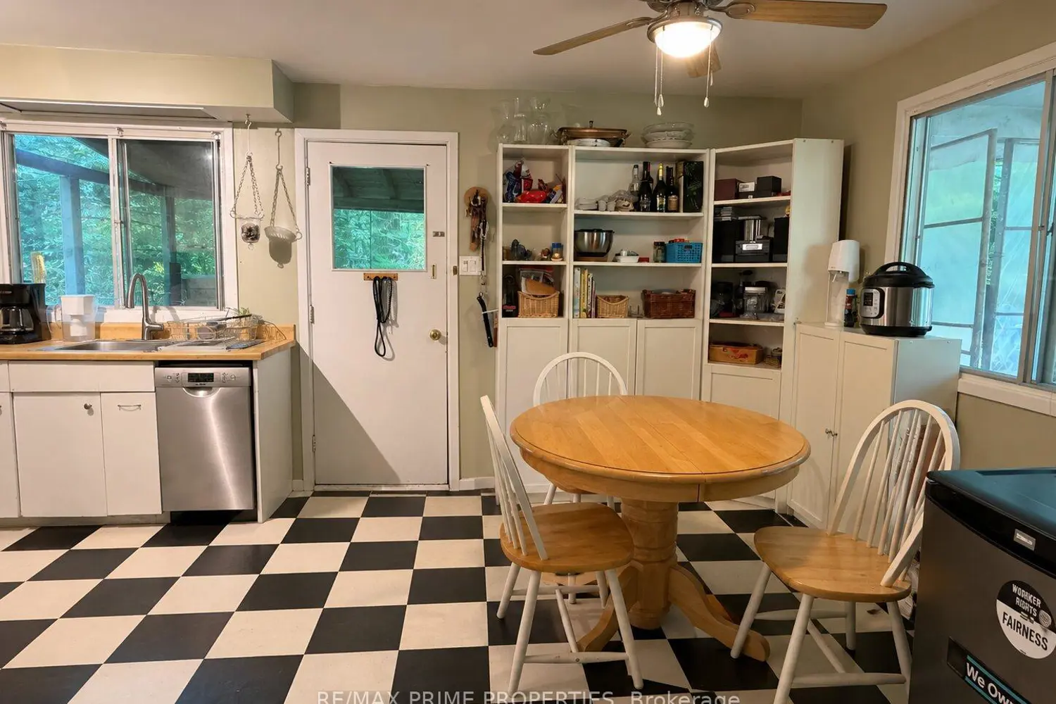 187 Frederick Drive photo 5