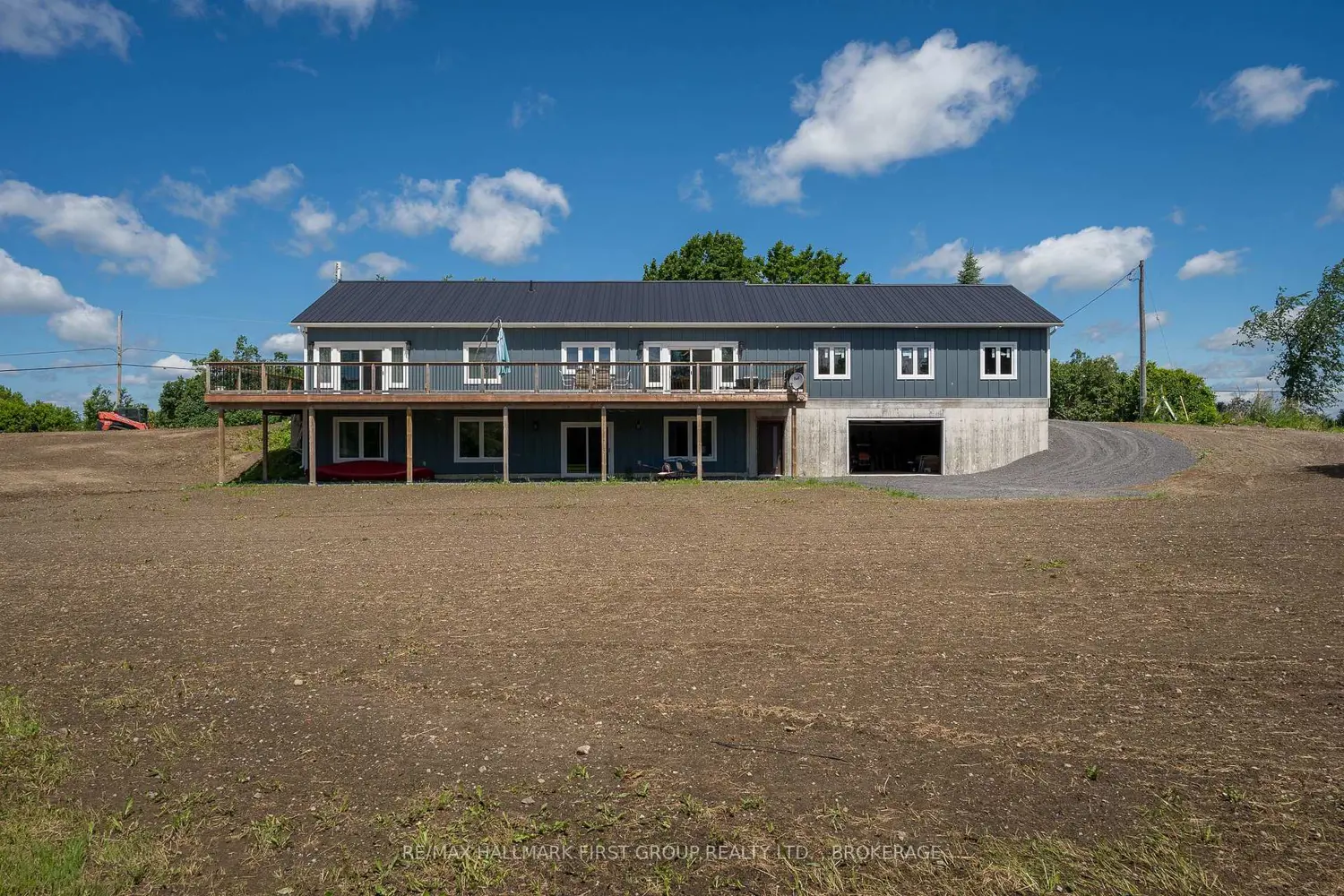 262 Hunt Road photo 2