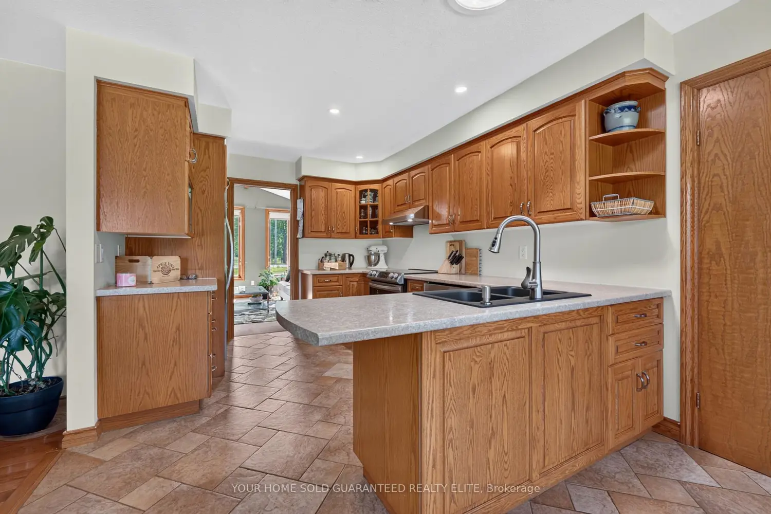 398 Mountain Road photo 4