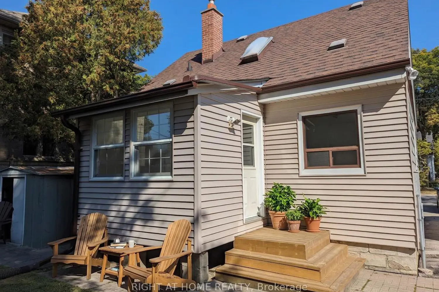 24 Harewood Avenue photo 2