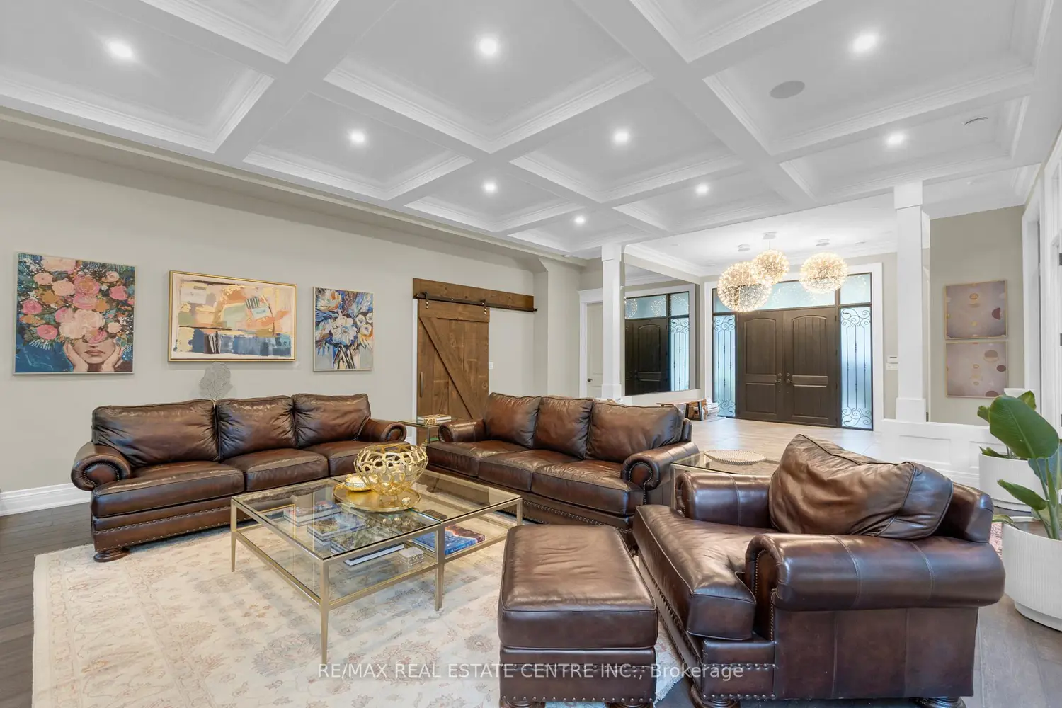 1175 Derry Road photo 2