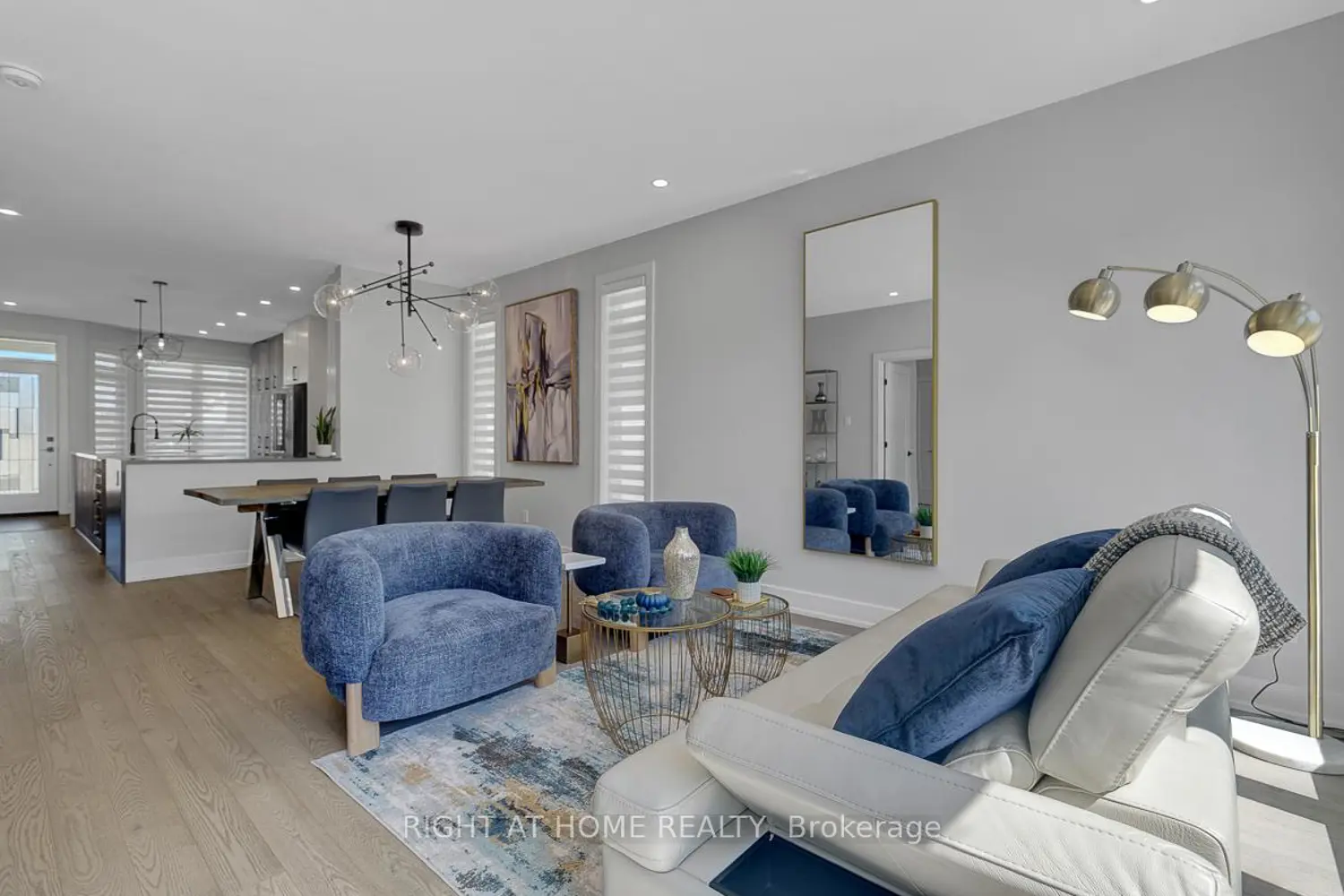 780 Keinouche Place photo 3
