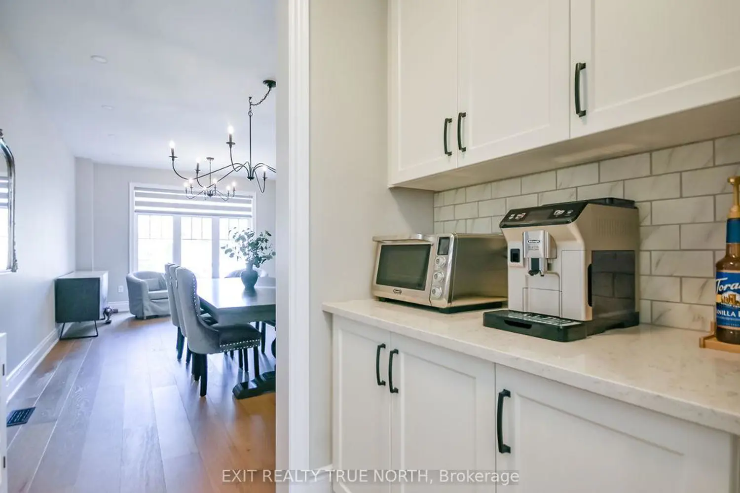 108 Rugman Crescent photo 5