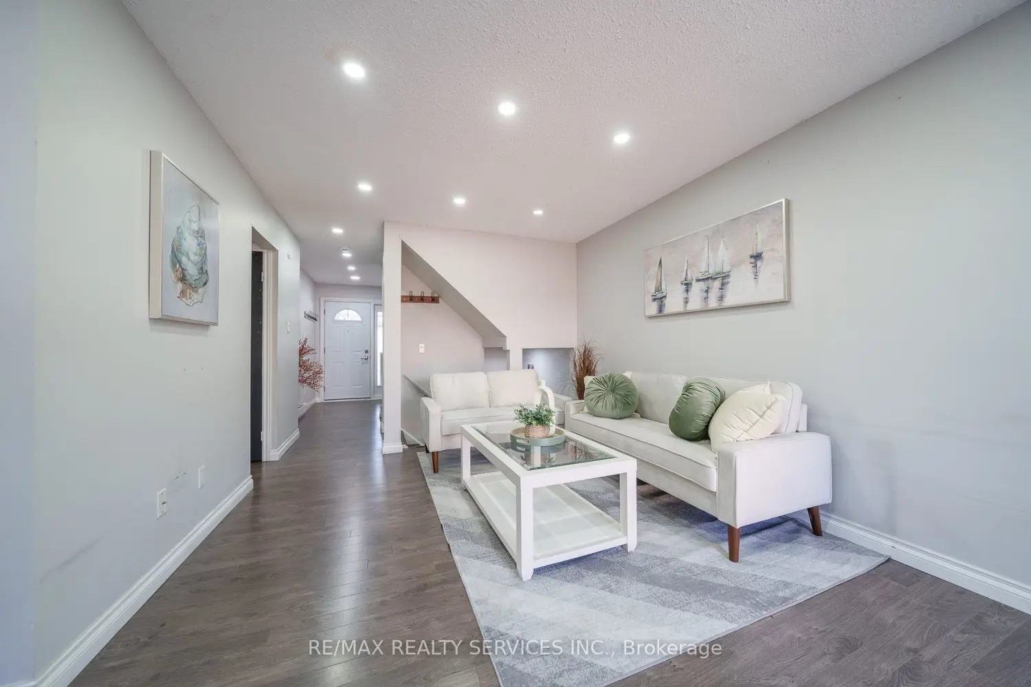 5009 Pinedale Avenue 43 photo 3