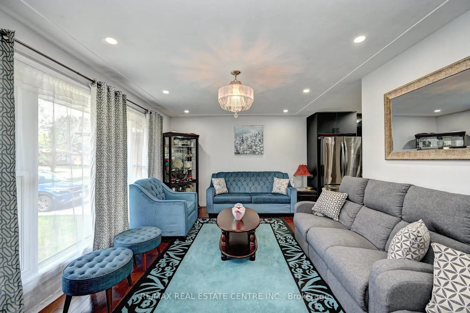 158 Plymouth Road photo 2