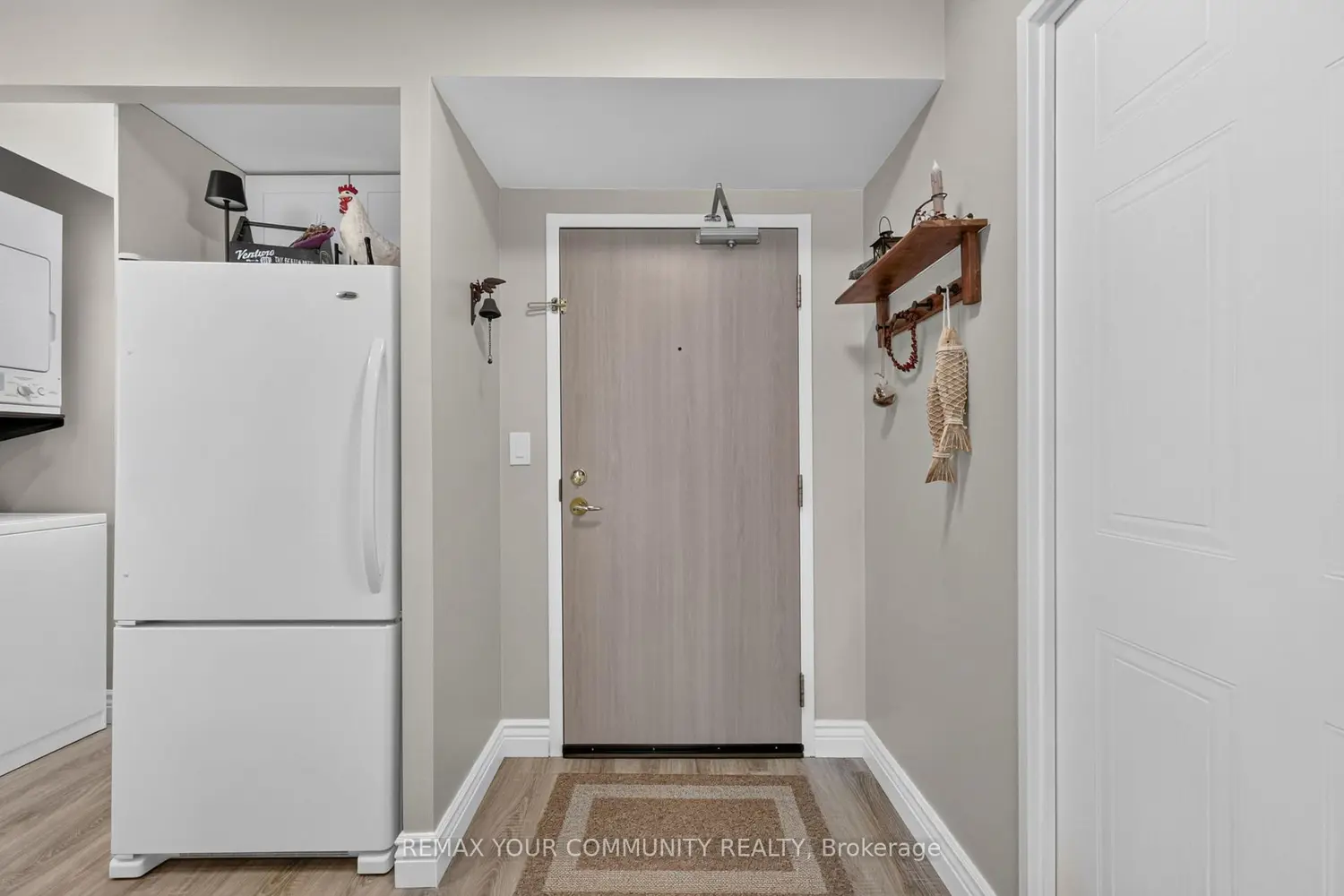 140 Dunlop Street 1409 photo 2