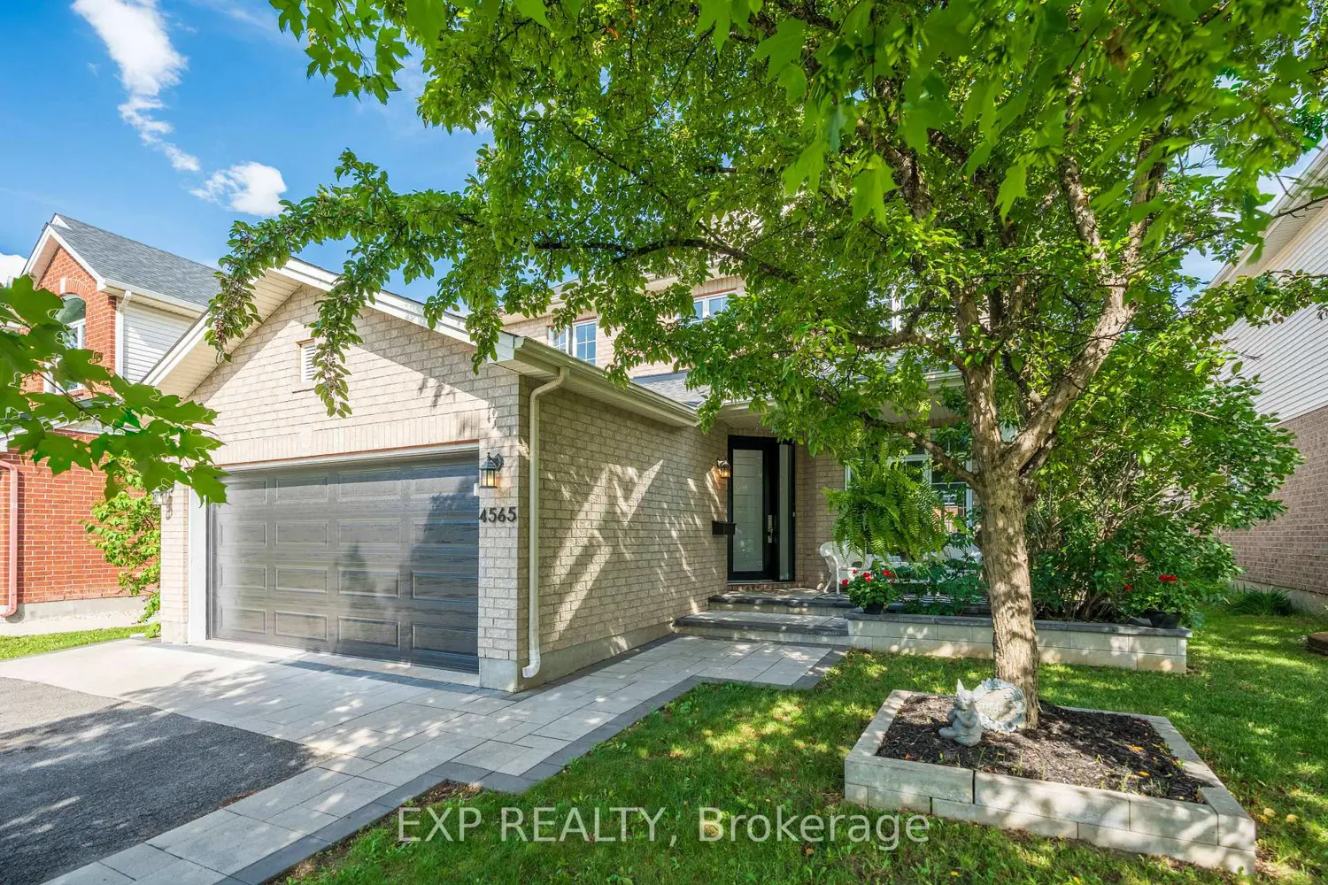 4565 Sugar Maple Drive photo 2