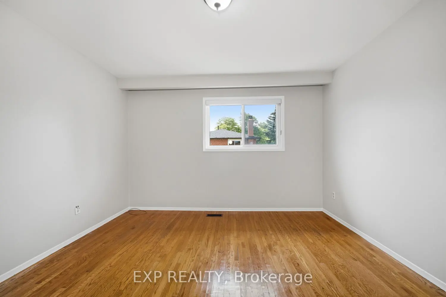 431 Archdekin Drive photo 5