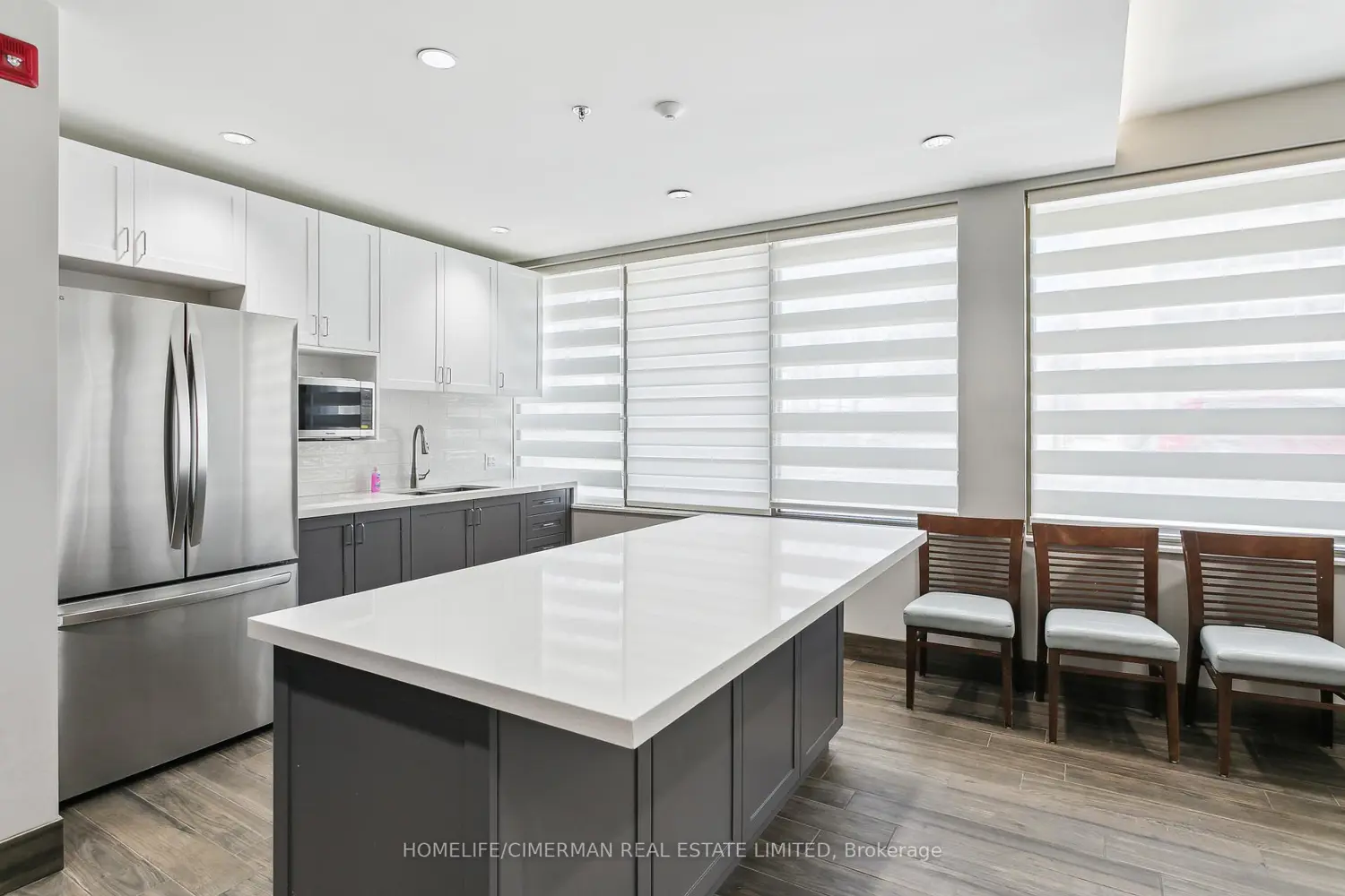 725 Don Mills Road 906 photo 4