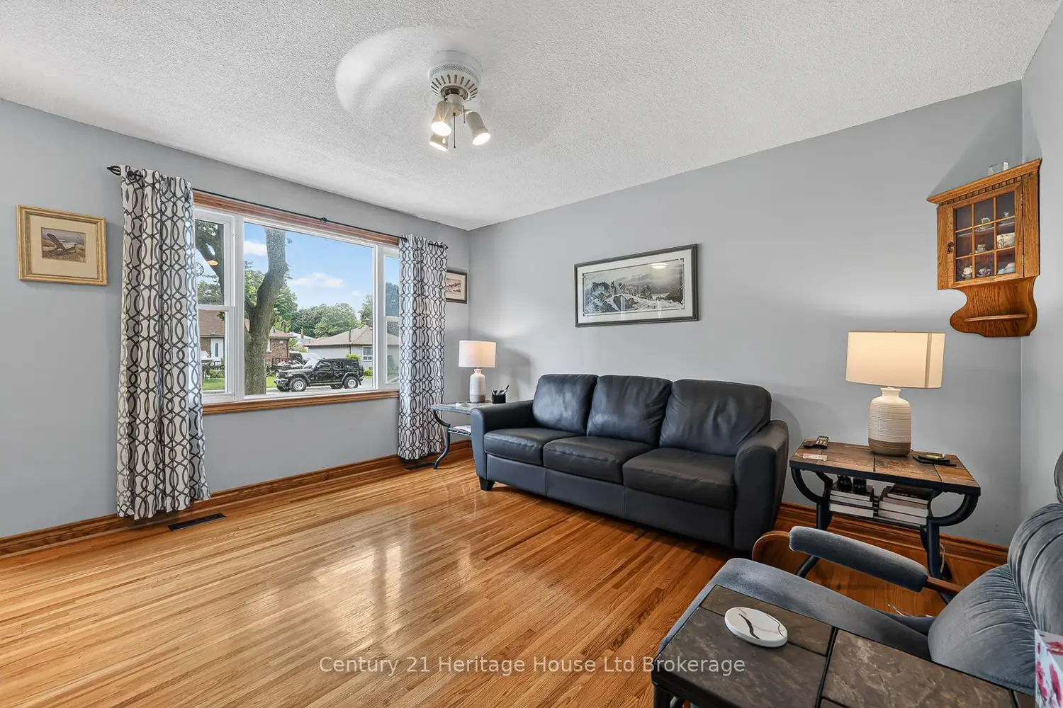 209 Butler Street photo 2