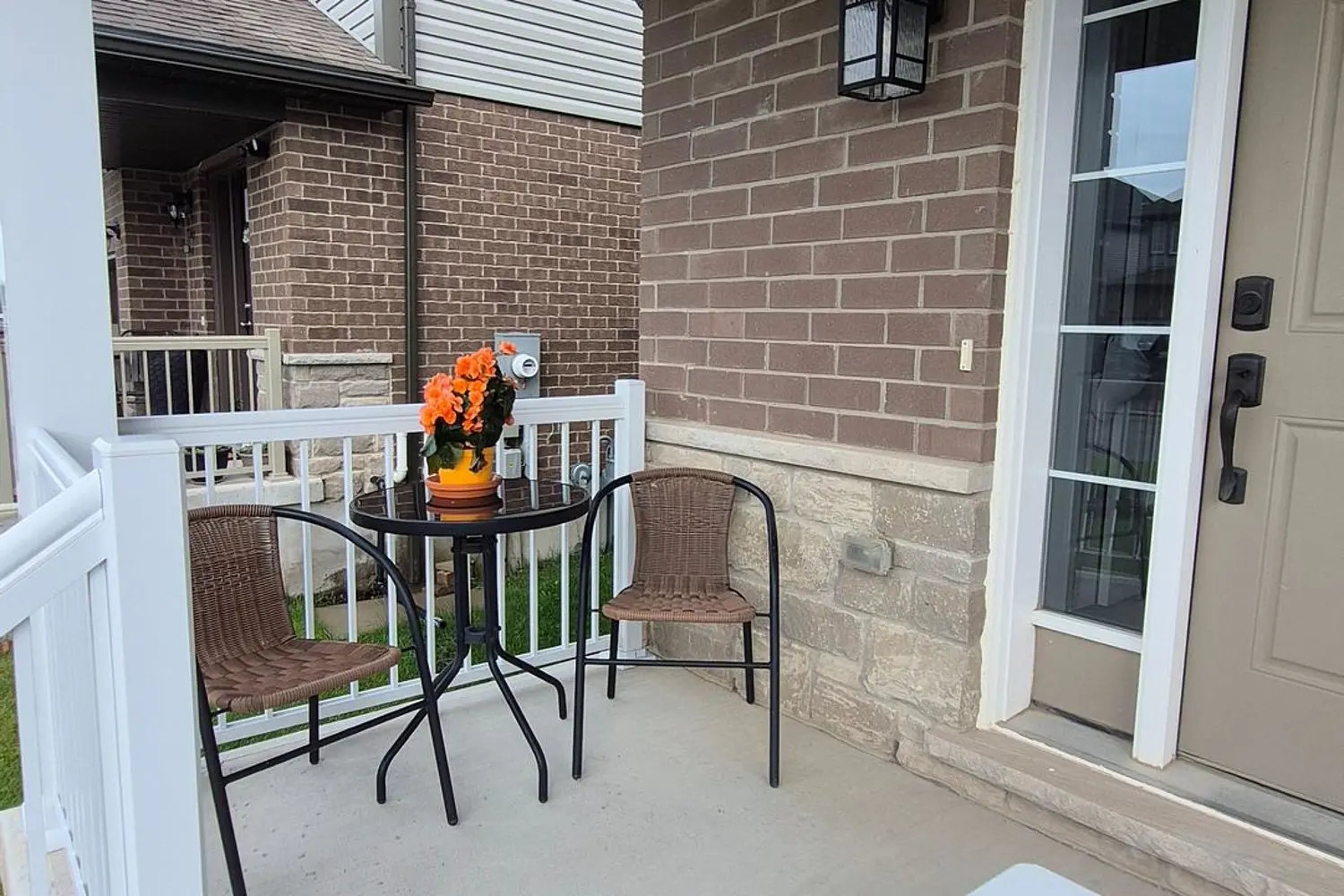 1365 Calais Drive photo 3