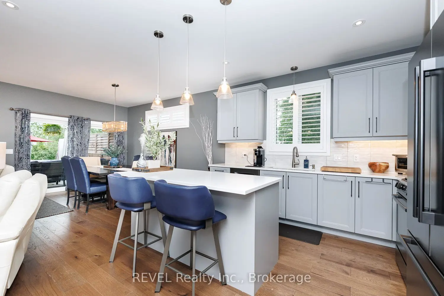 402 Washington Road photo 4