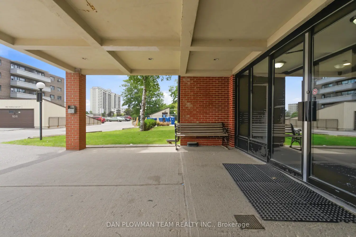 131 Taunton Road 204 photo 3