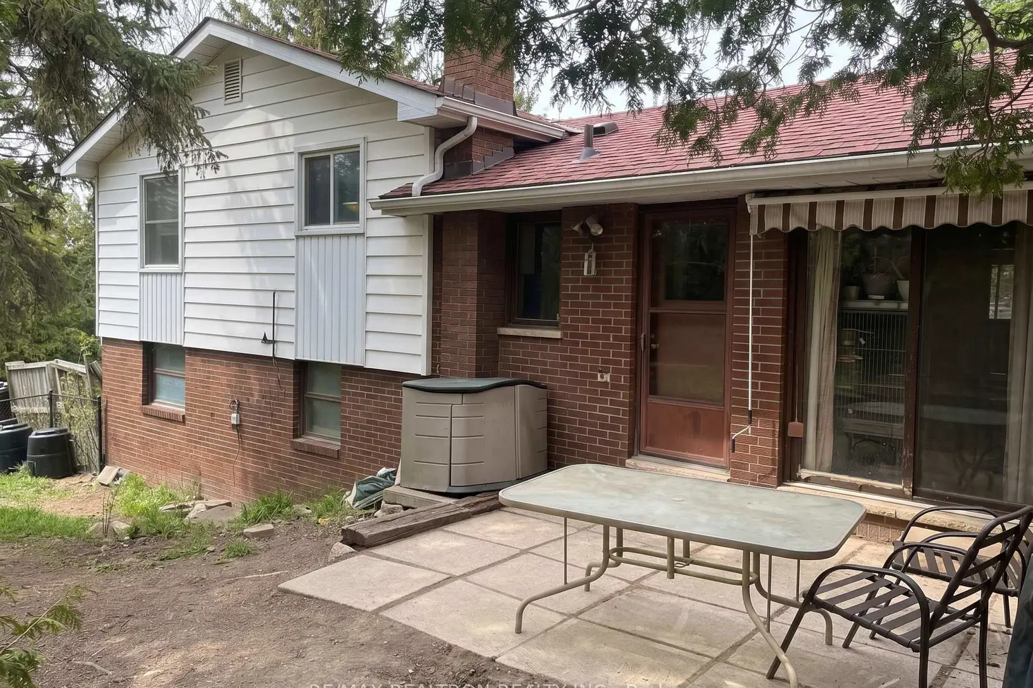 15 Bess Drive photo 3