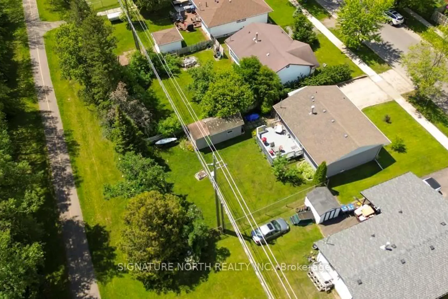 133 Whalen Street photo 5