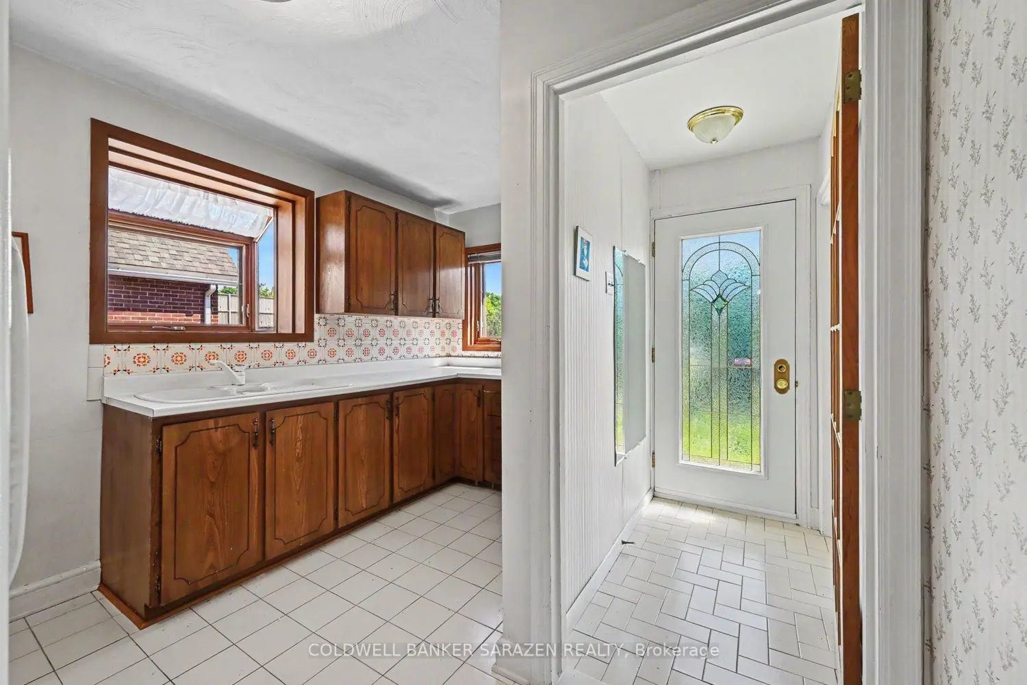 238 Fairmont Avenue photo 4