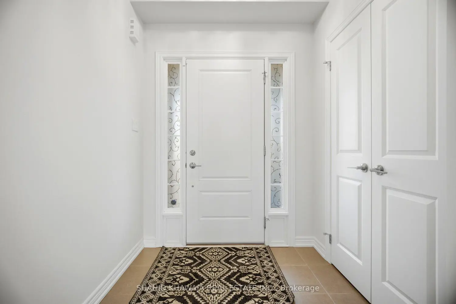 1504 Shade Lane photo 2