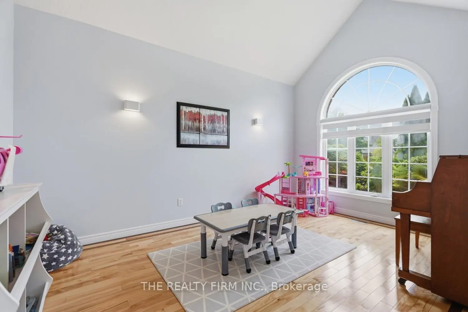 55 Farmhouse Road photo 5