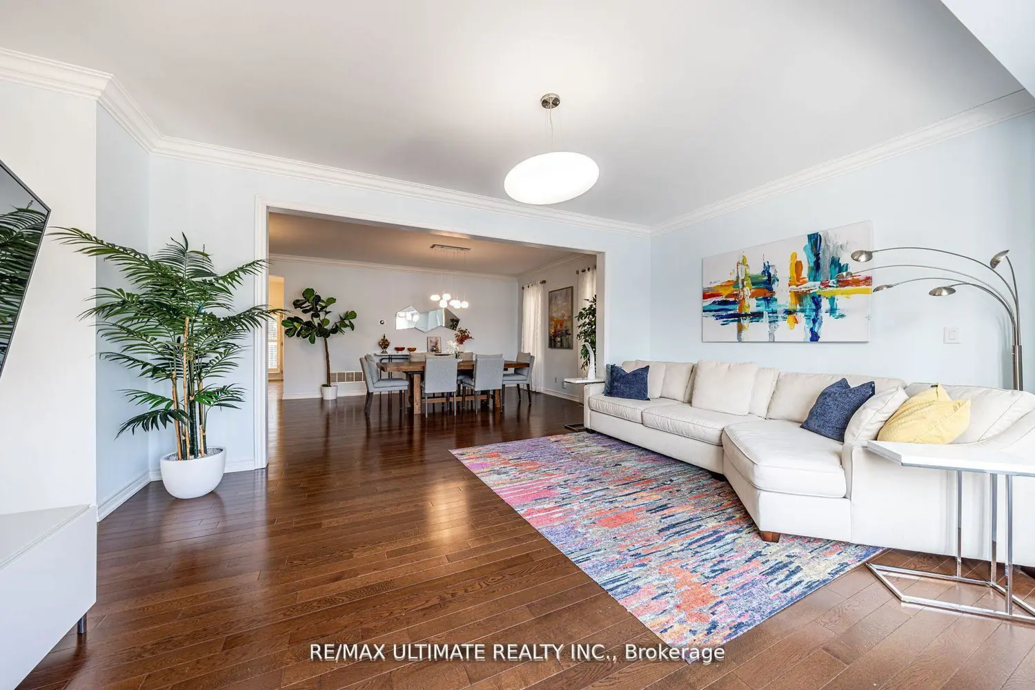 1160 Islington Avenue photo 4