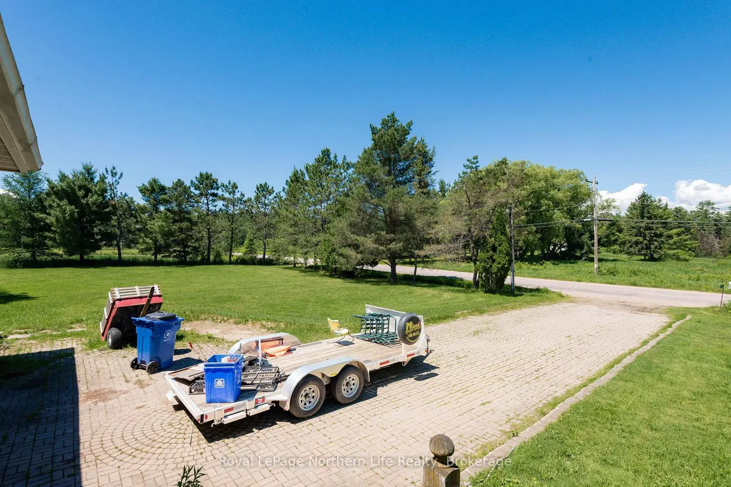 273 Derland Road photo 5