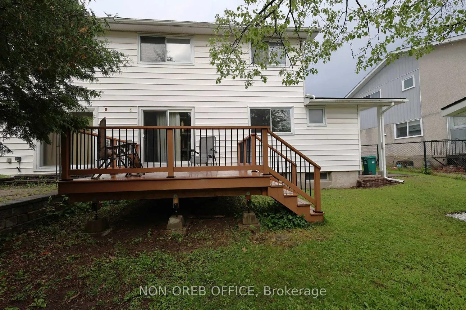 12 Downsview Crescent photo 5