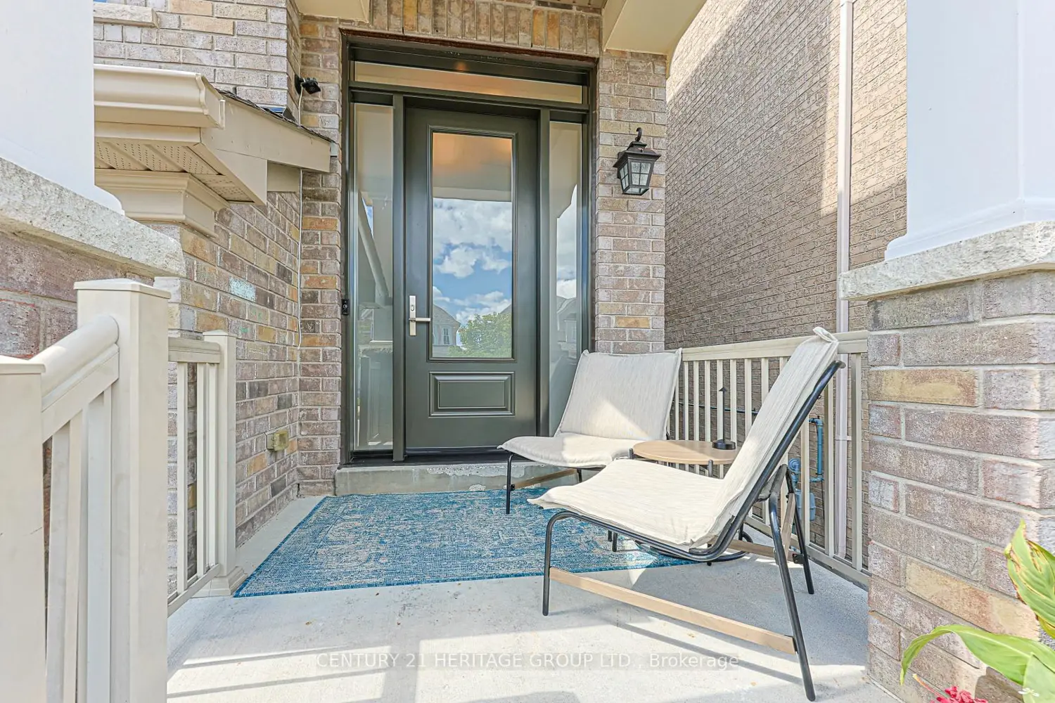 93 Ridge Gate Crescent photo 2