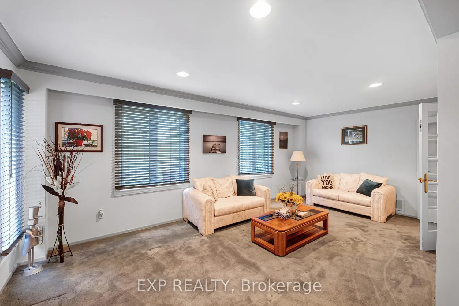 43 Abraham Avenue photo 2