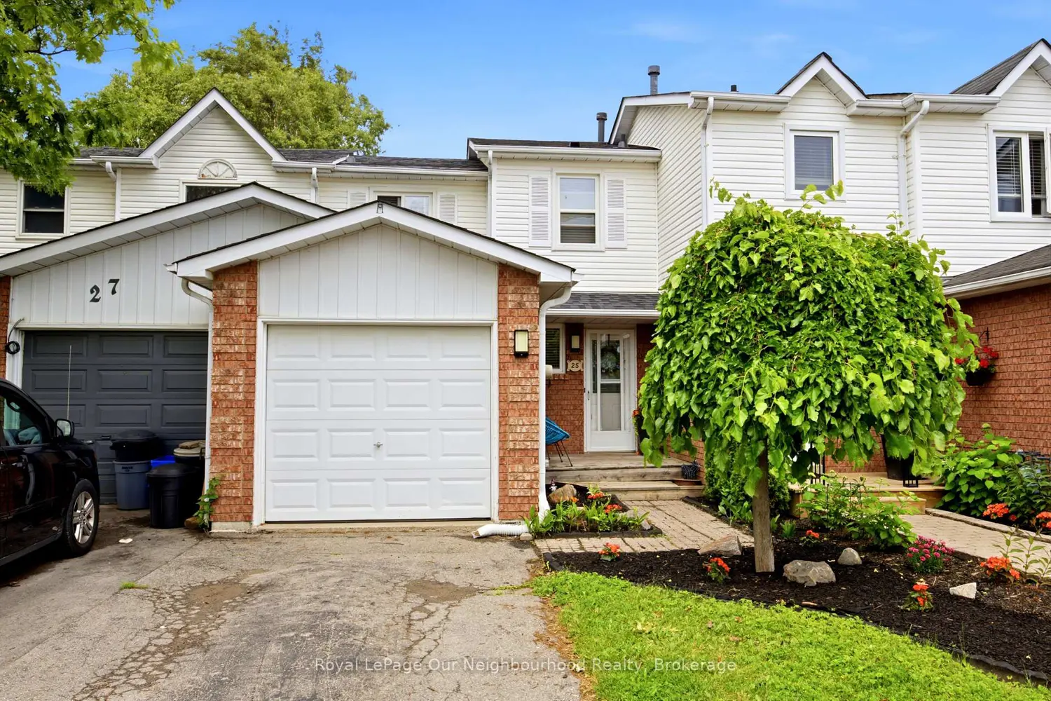 25 Hanning Court