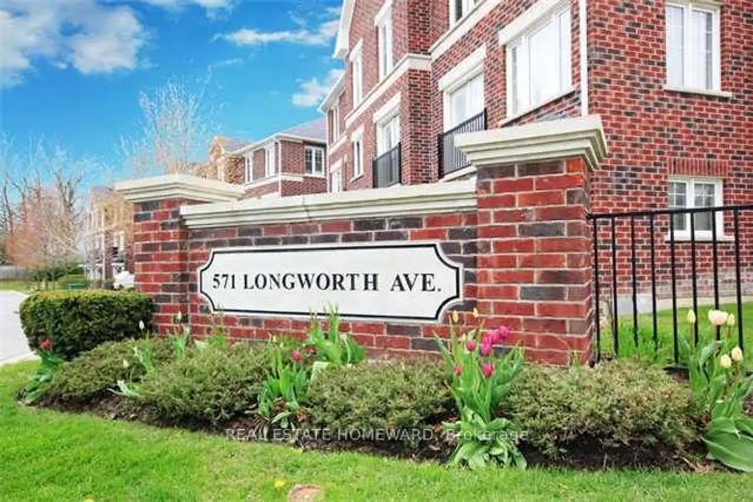 571 Longworth Avenue 10 photo 2