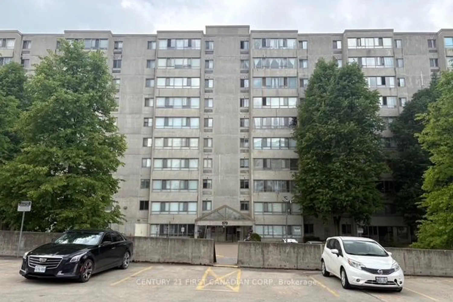 570 Proudfoot Lane 103