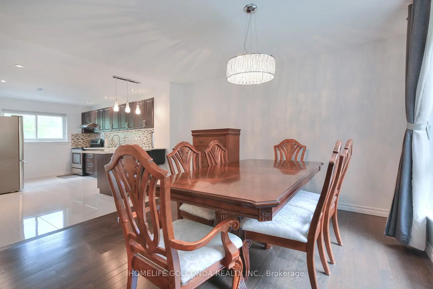 8 Glen Springs Drive photo 4