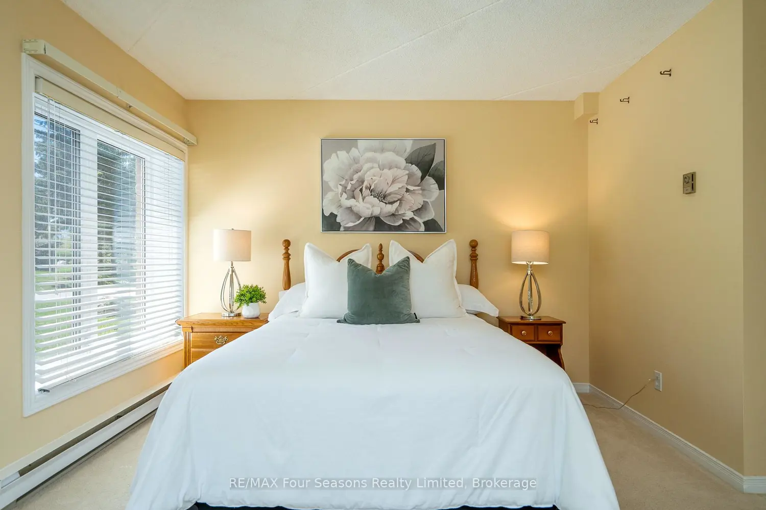 783 Johnston Park Avenue 1 photo 4