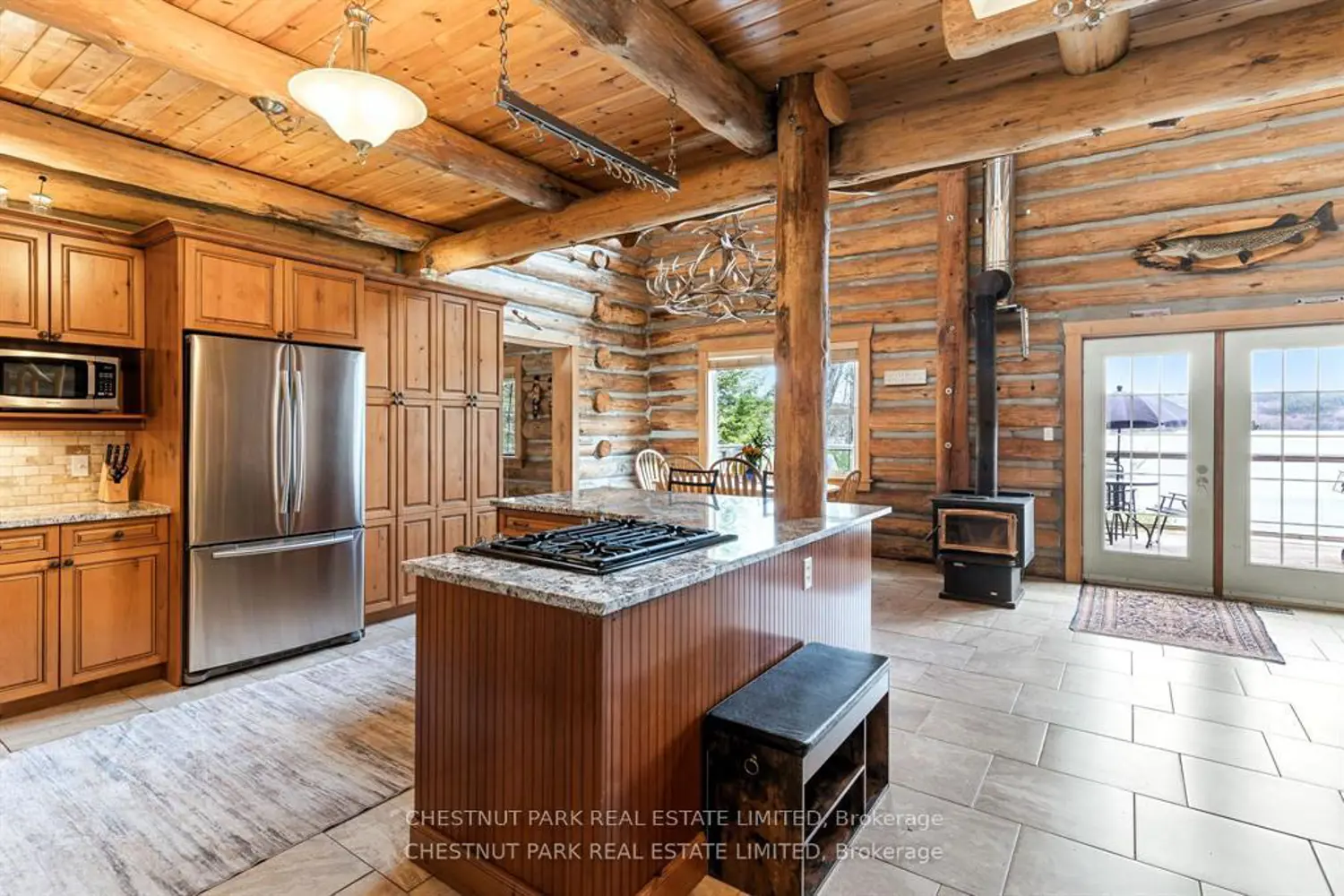 1068 Rattlesnake Road photo 4