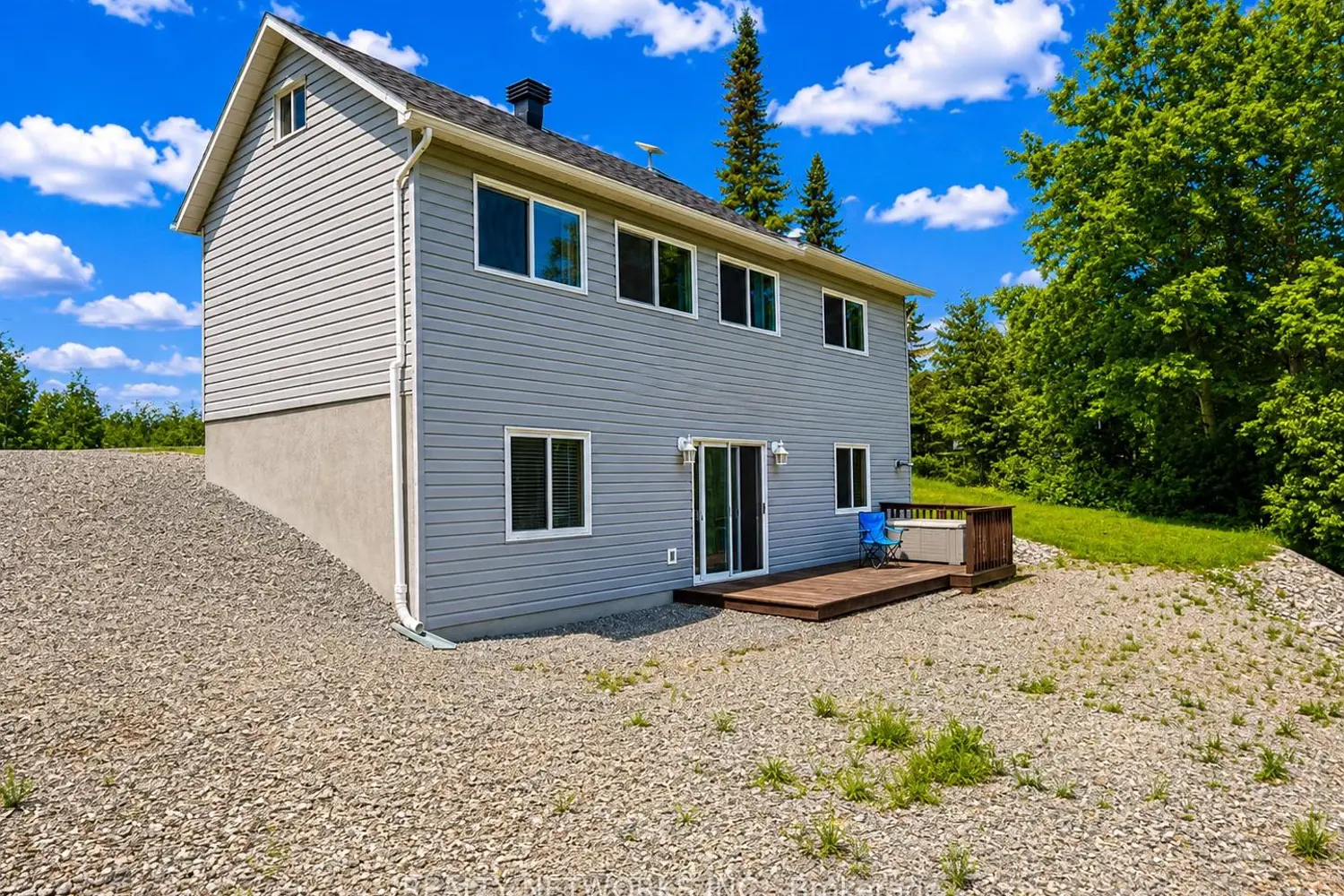138 Anderson Drive photo 4
