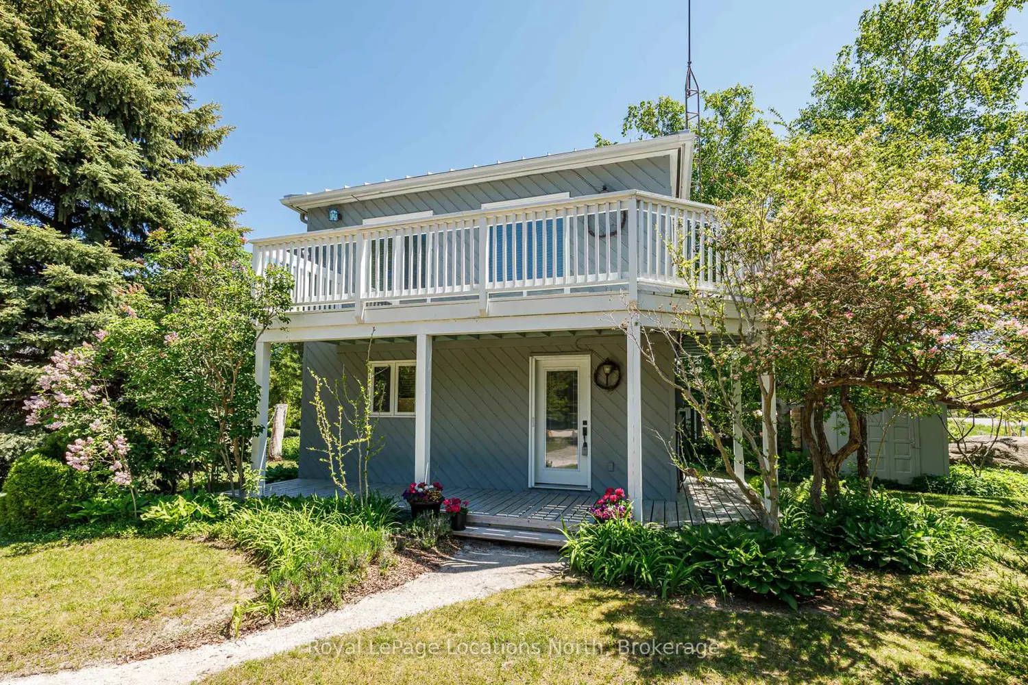 102 Fraser Crescent