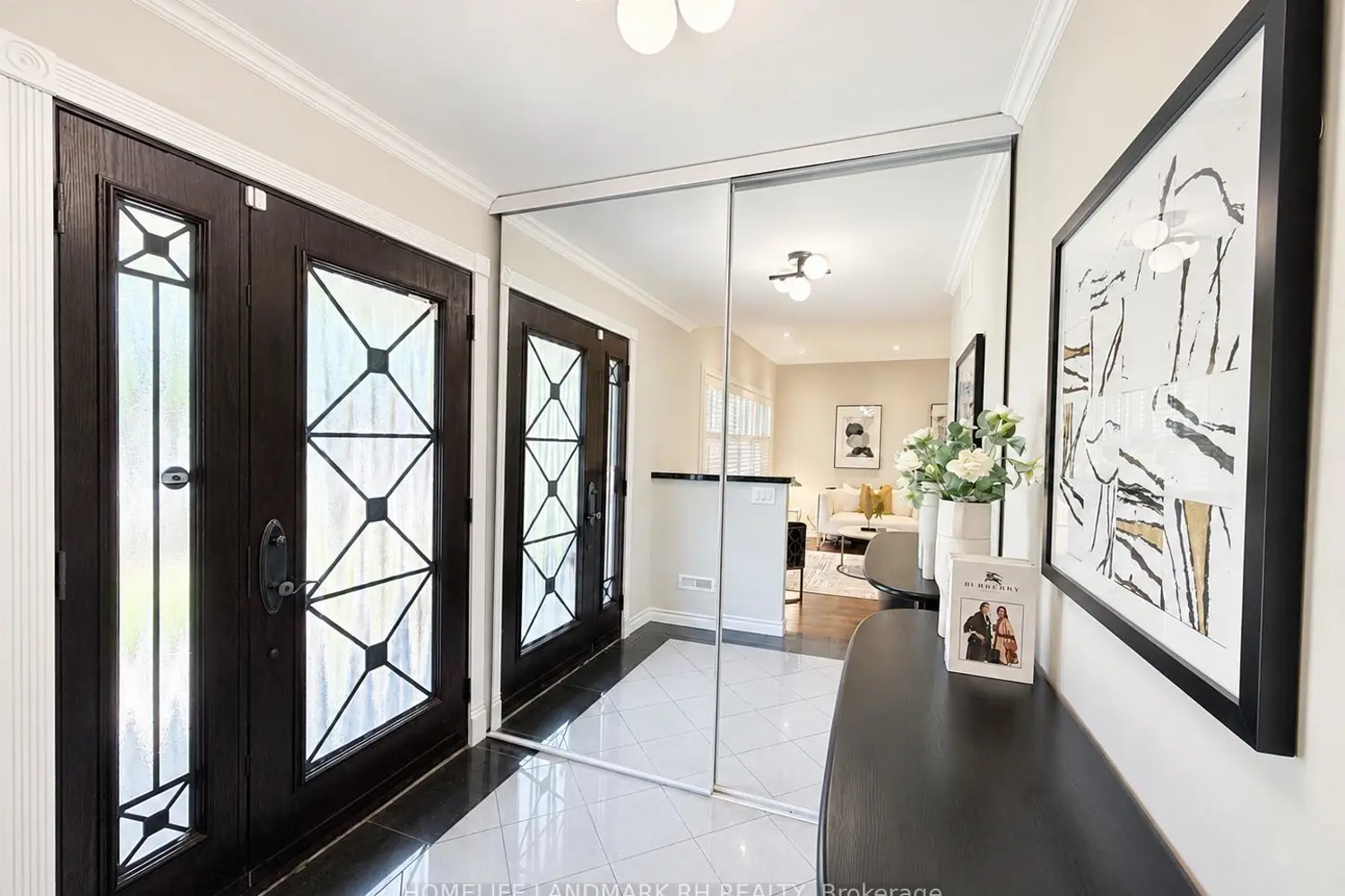 35 Royal Orchard Boulevard photo 5