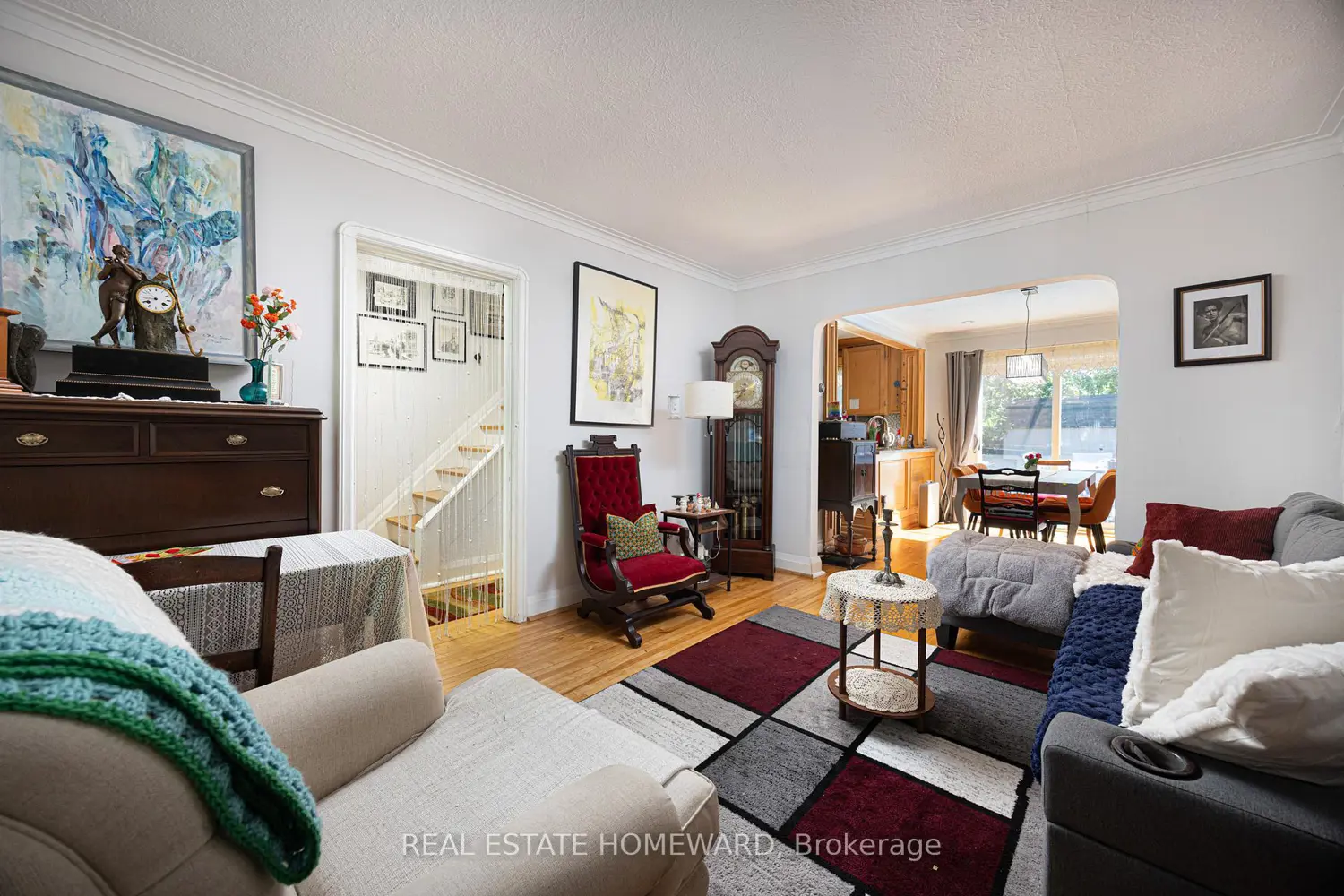 69 Hertle Avenue photo 2