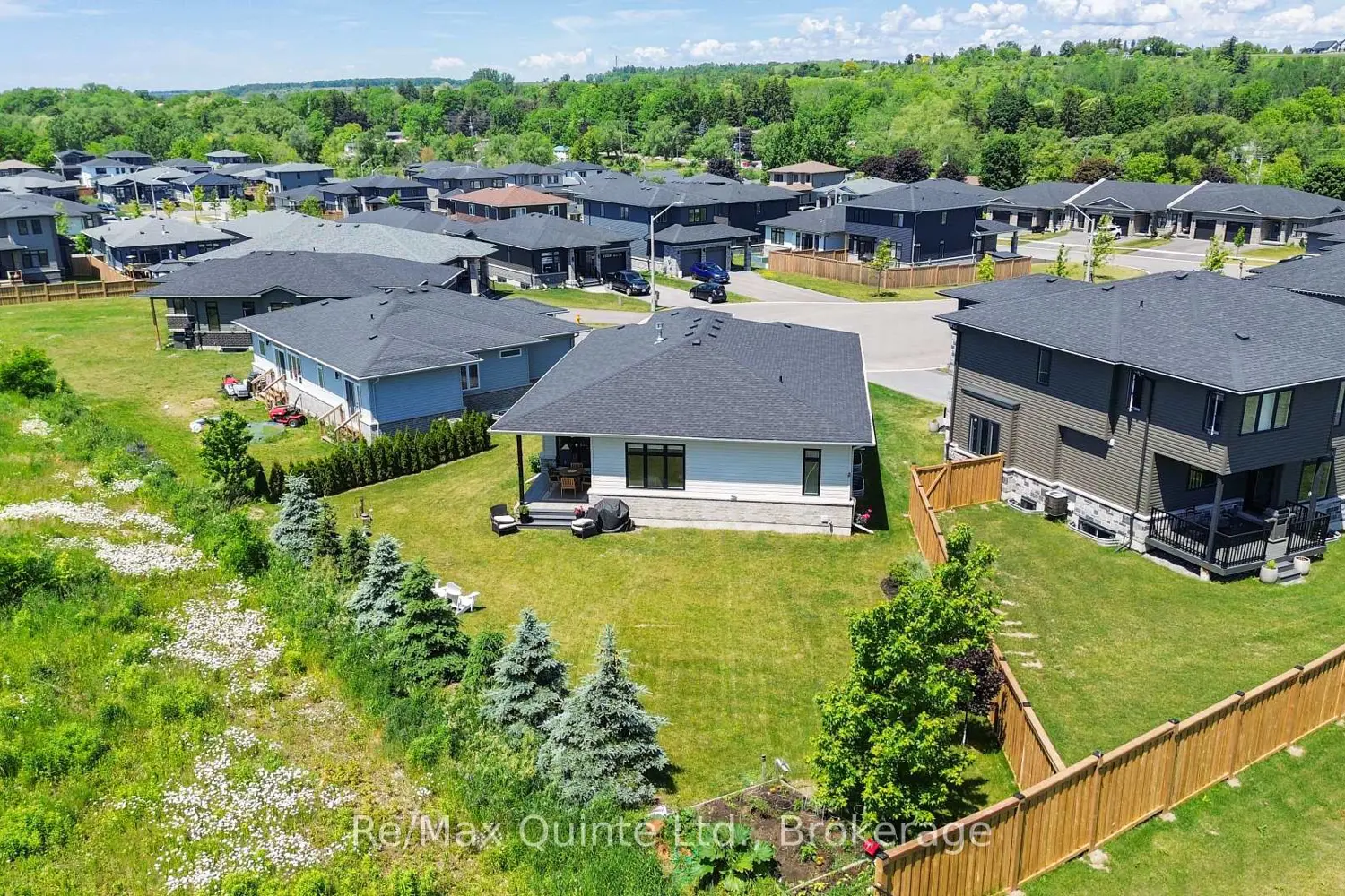 9 Stonecap Court photo 3