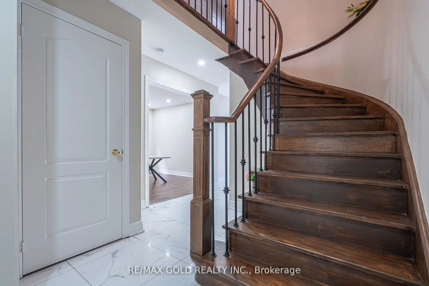 25 Golden Eagle Road photo 4
