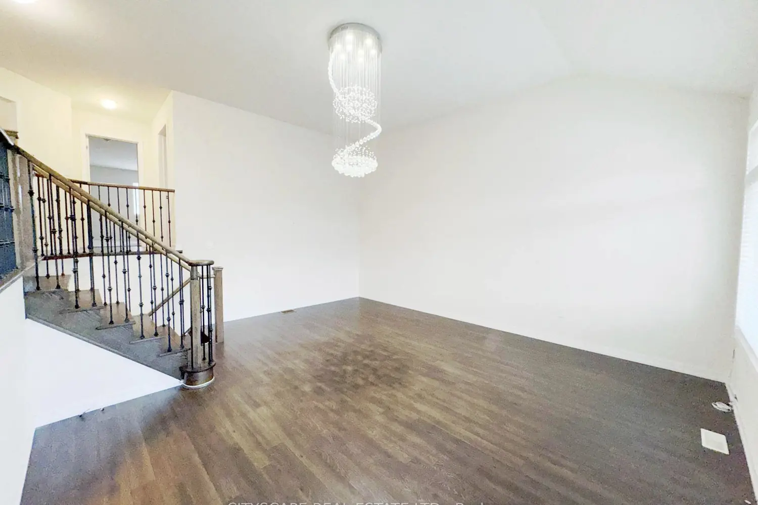 16 Pagebrook Crescent photo 4