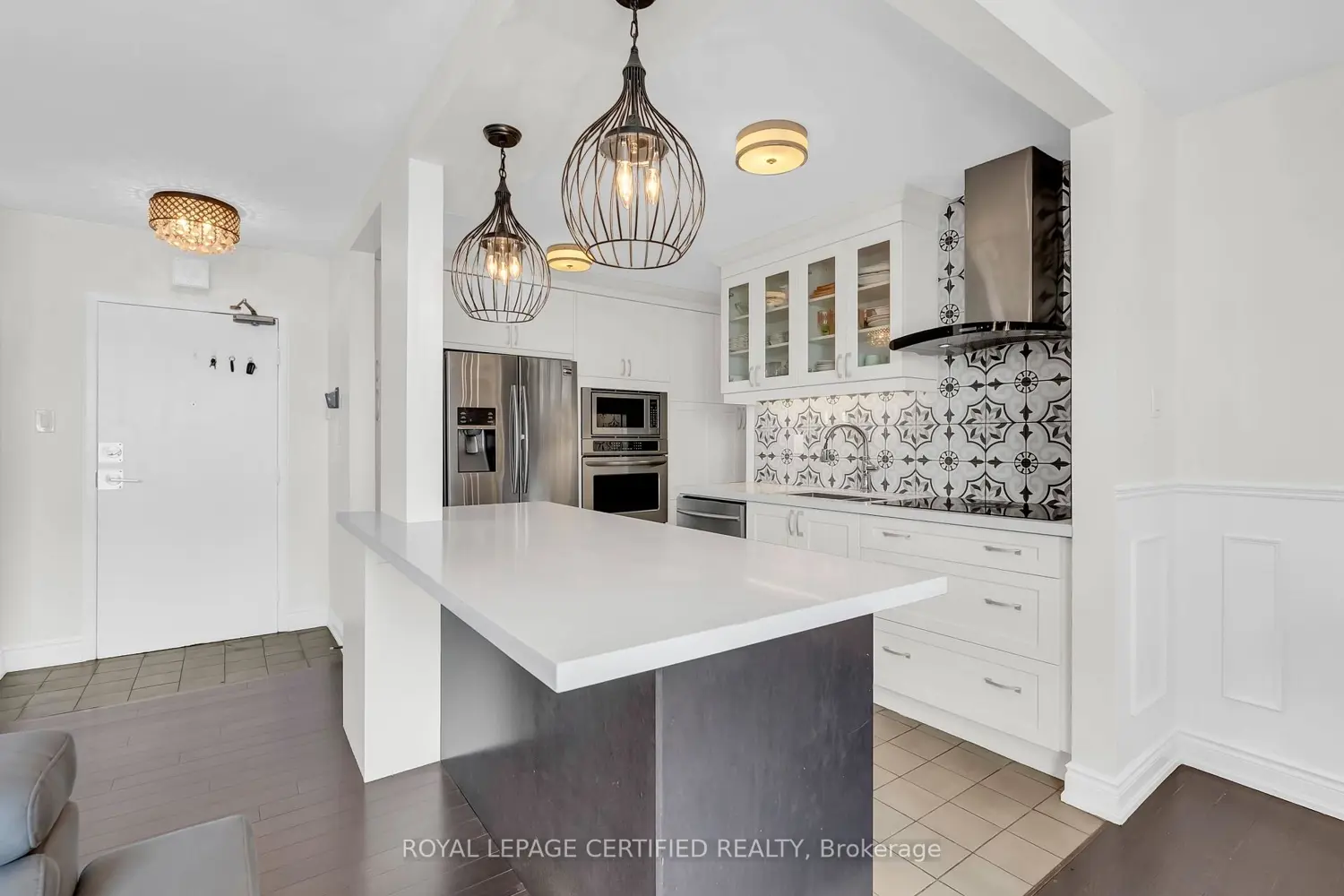 3170 Kirwin Avenue 1402