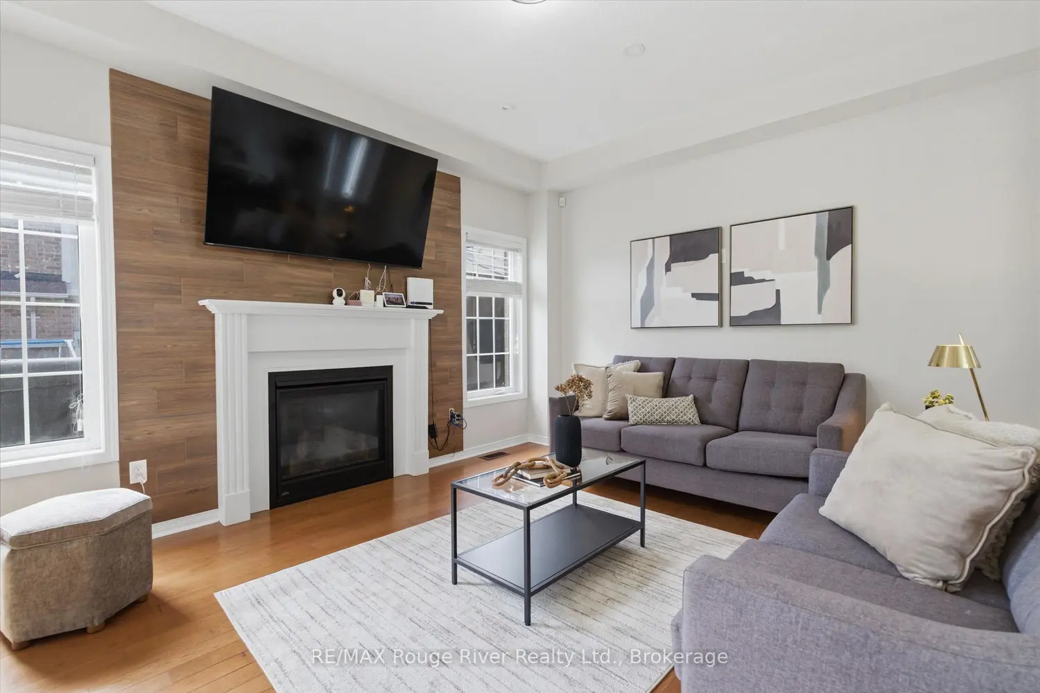 86 Edwin Carr Street photo 2
