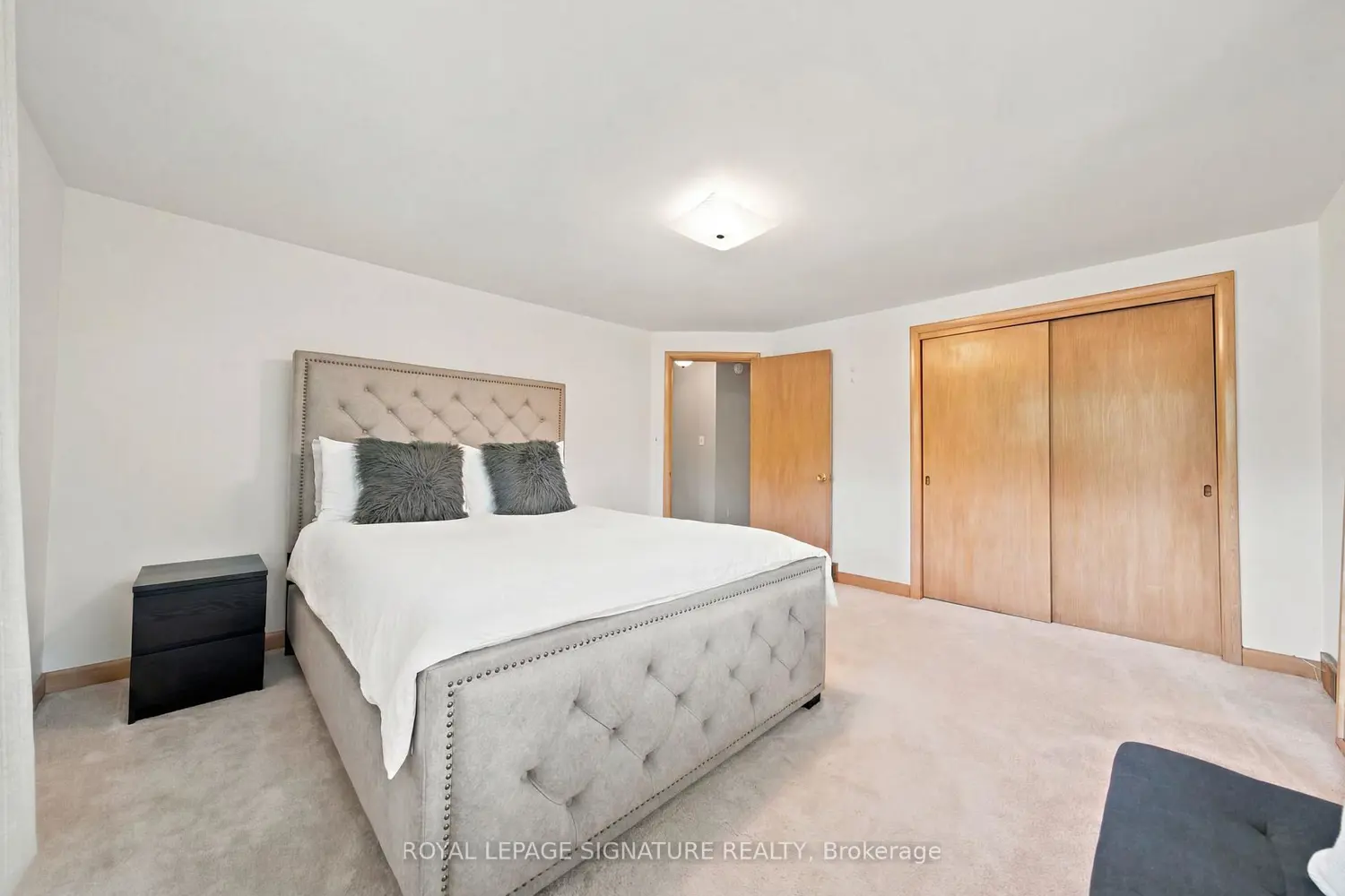 308 South Court photo 5