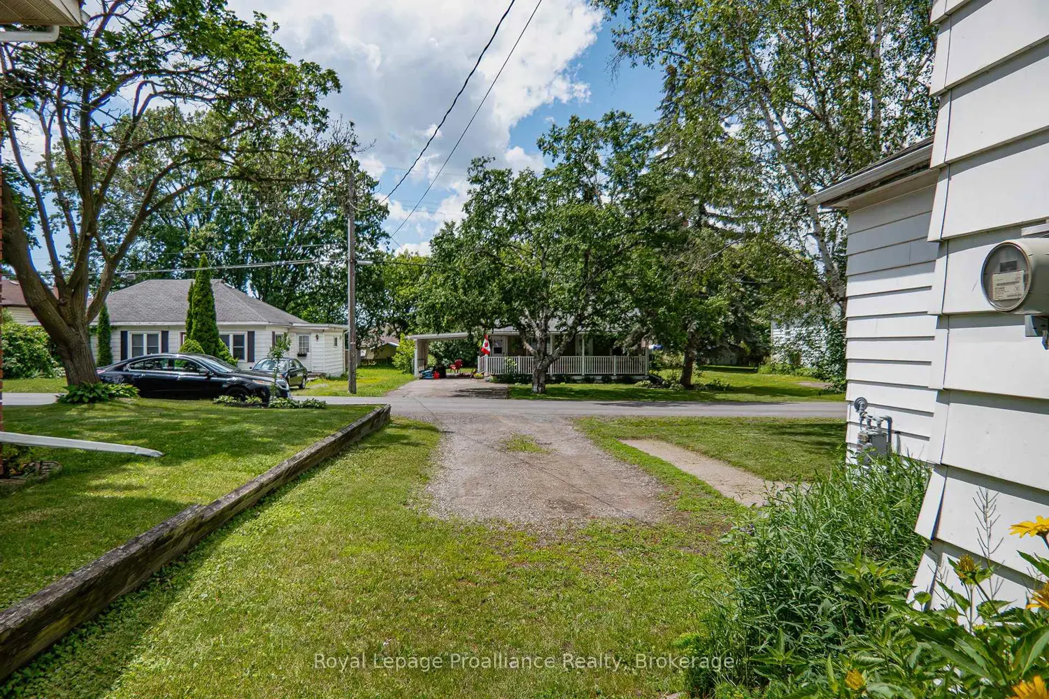 45 Valleyview Crescent photo 4