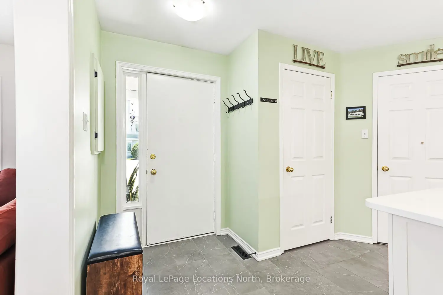 55 Trott Boulevard 139 photo 3