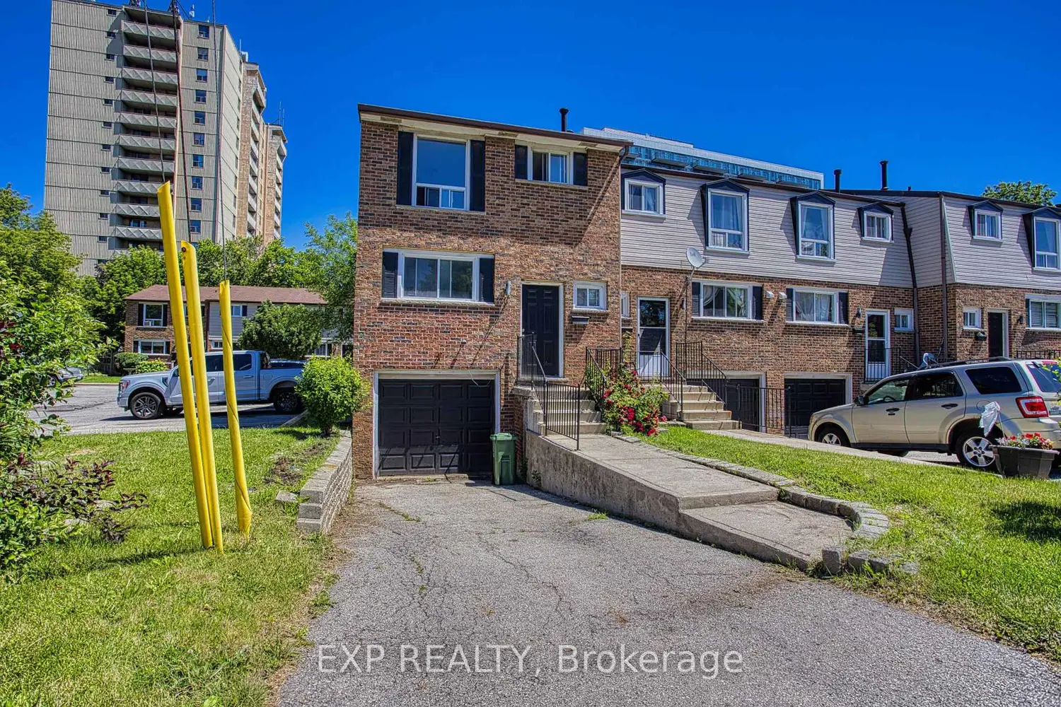 75 Berkindale Drive 85 photo 2