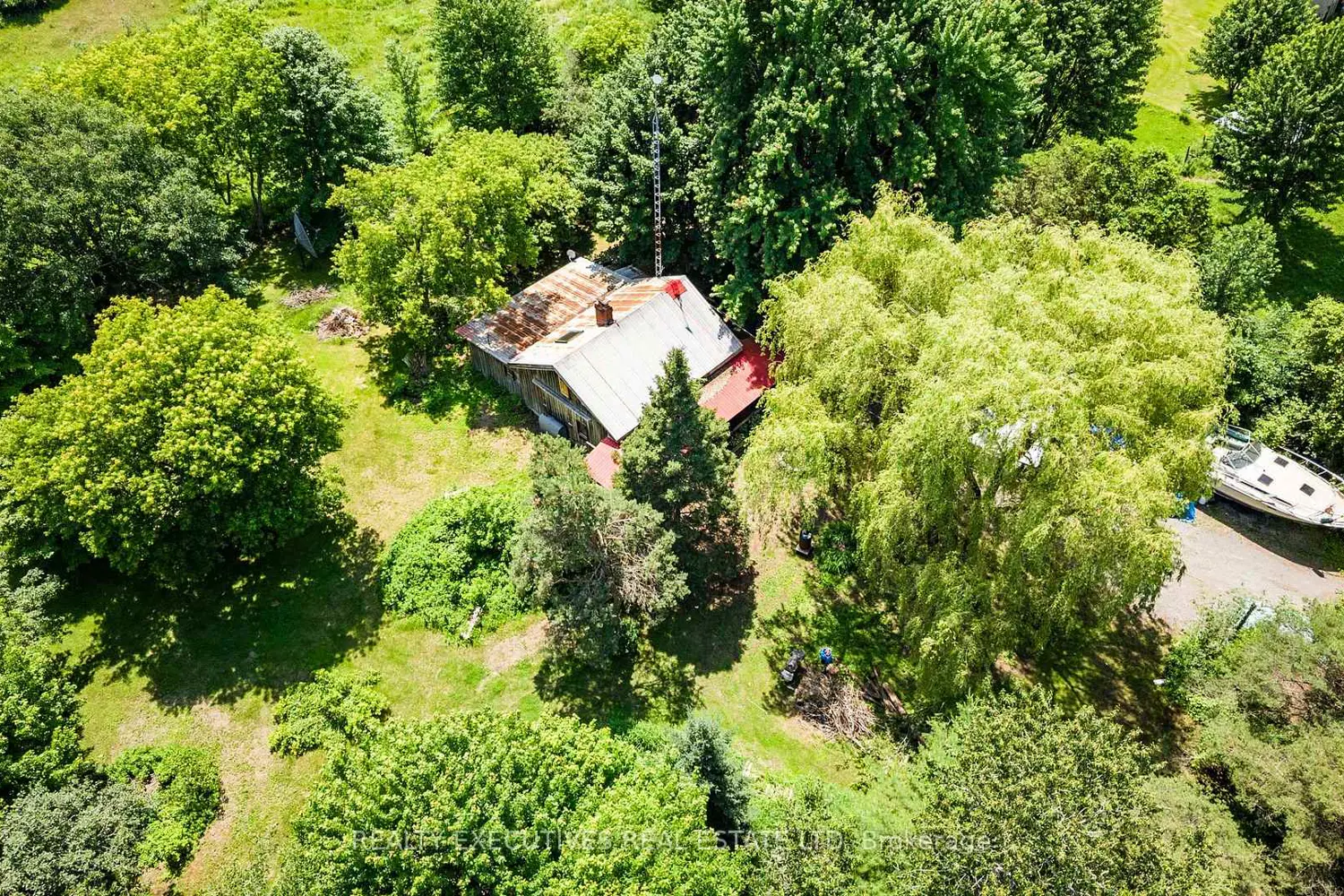 10550 Hulbert Road photo 2