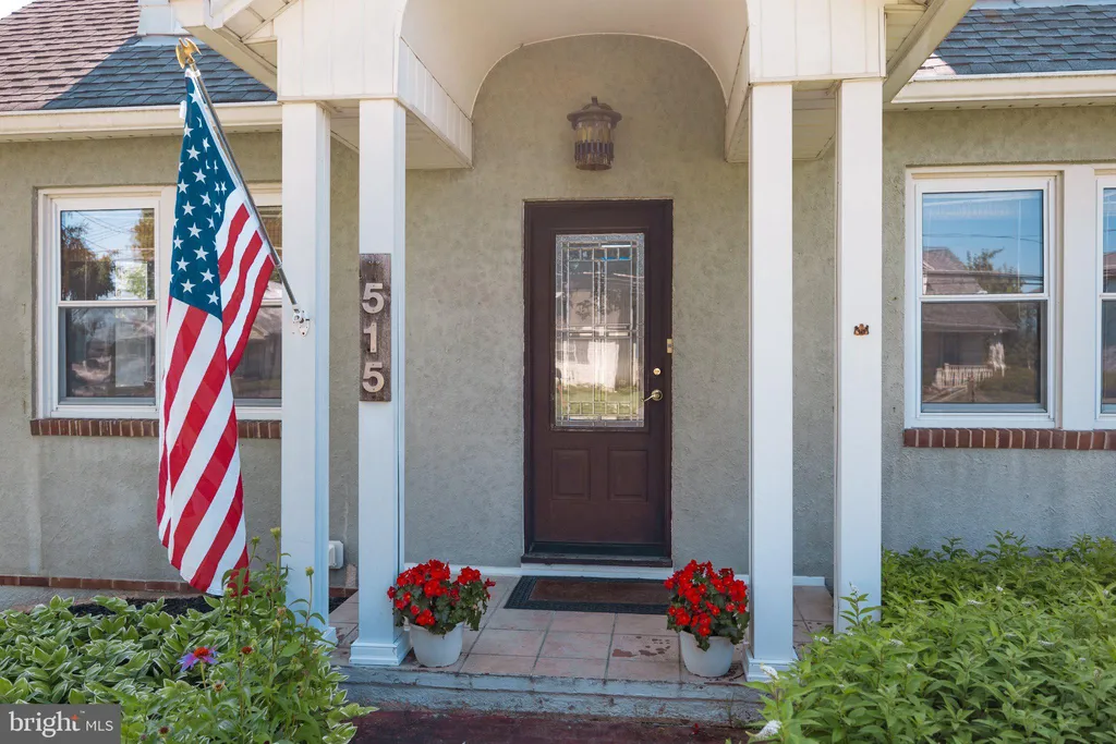 515 Locust Ave, Westminster, MD 21157 photo 4