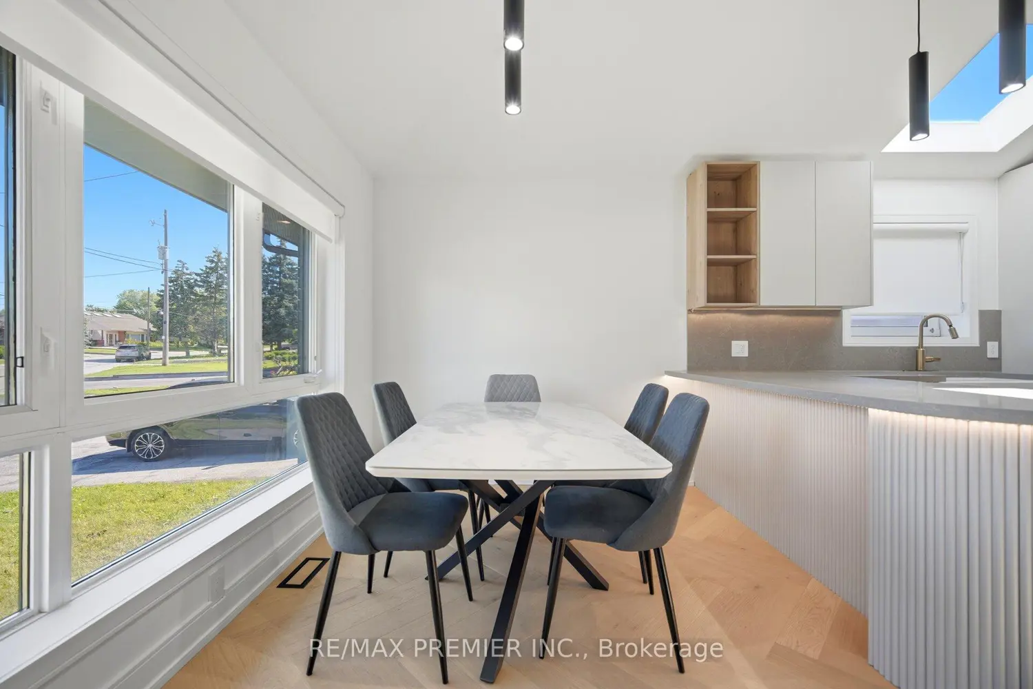 19 Jacinta Drive photo 5